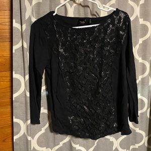 Women’s blouse size medium